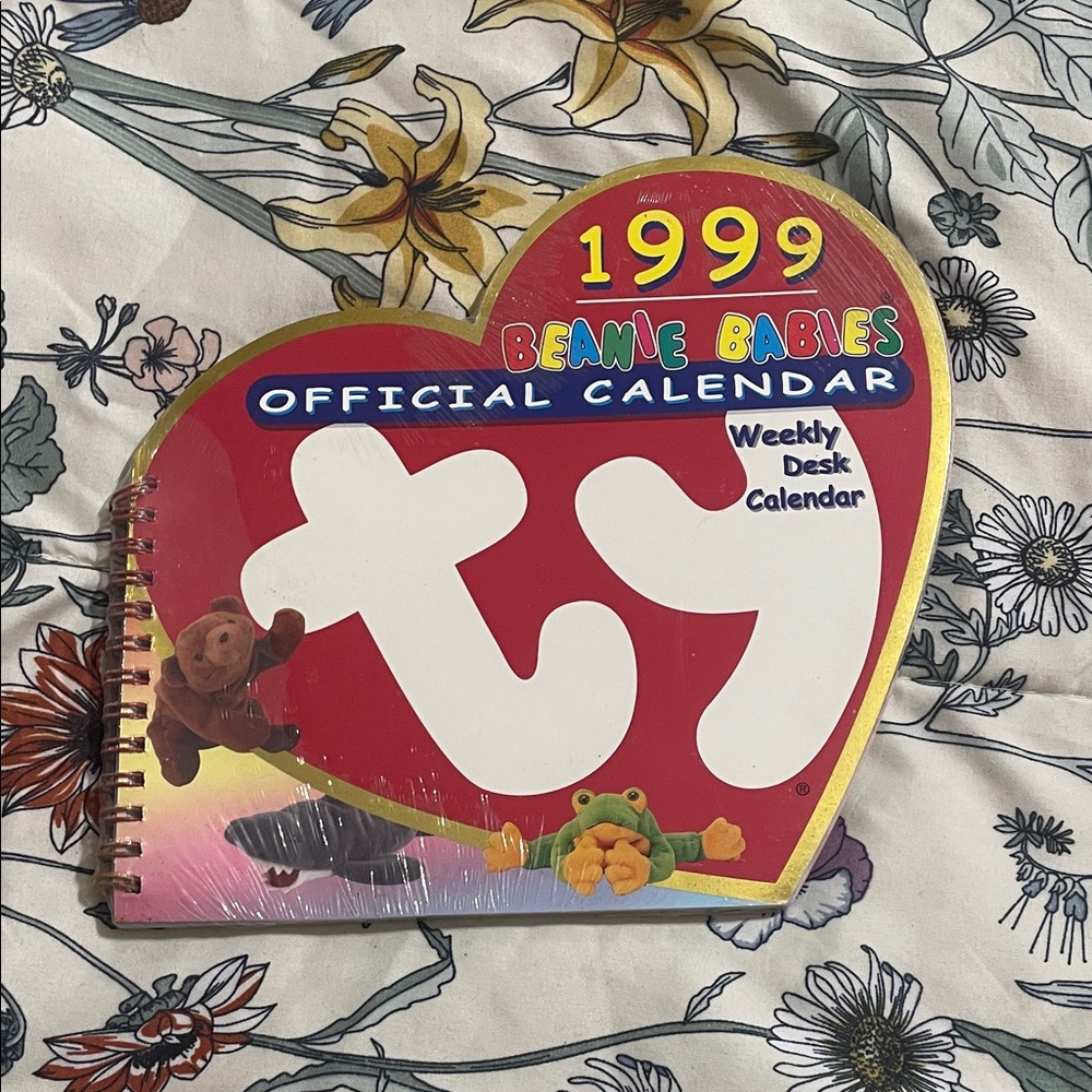 NWT Sealed Ty 1999 Beanie Babies Heart-Shaped Weekly Desk Calendar
